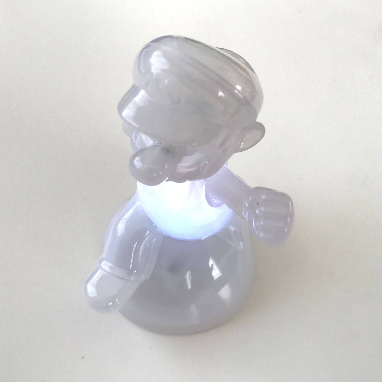 ハッピーセットのおもちゃの電池交換