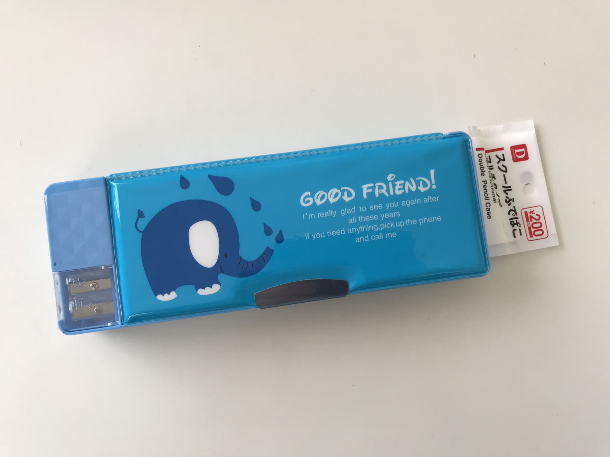100円ショップの筆箱1
