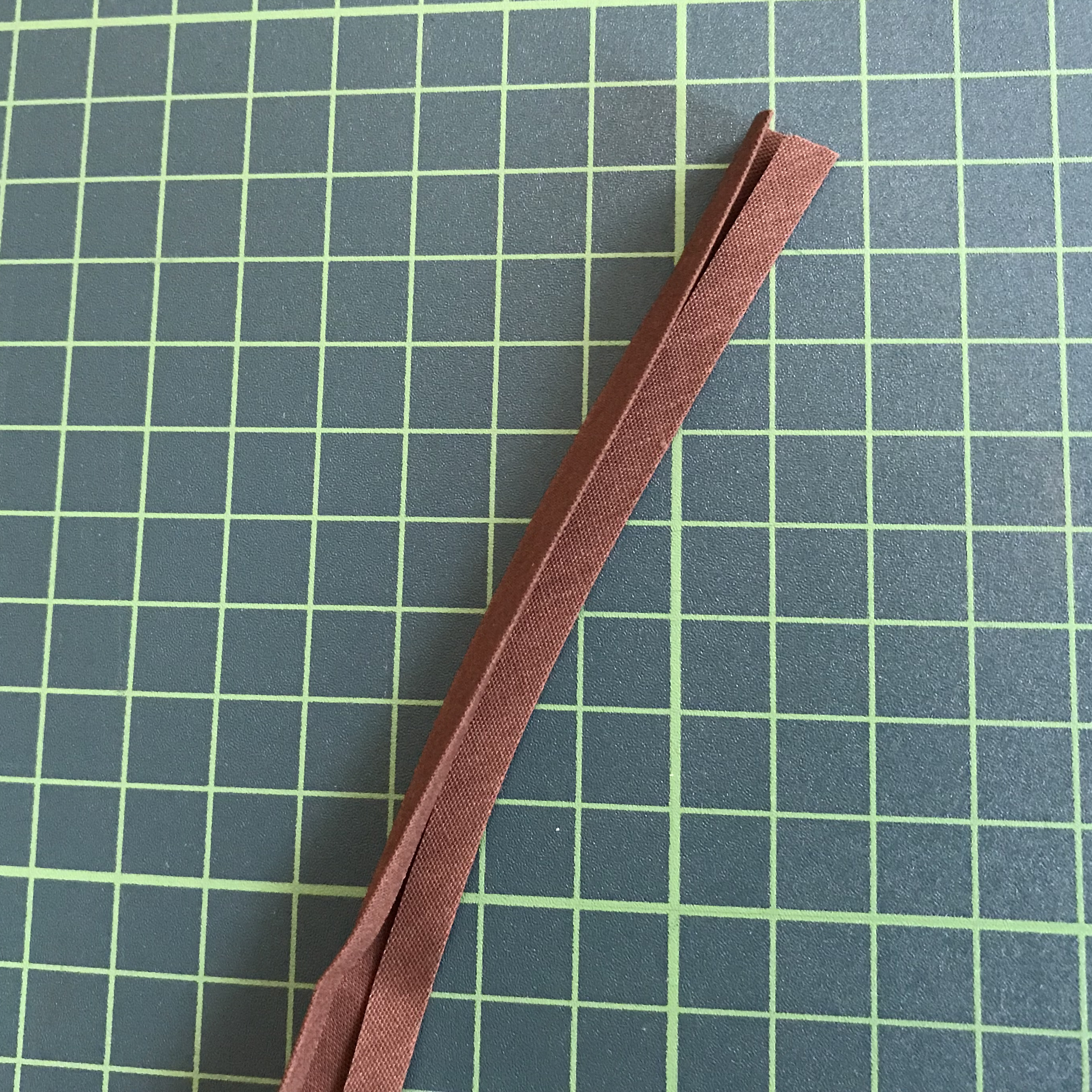 バイアステープ
